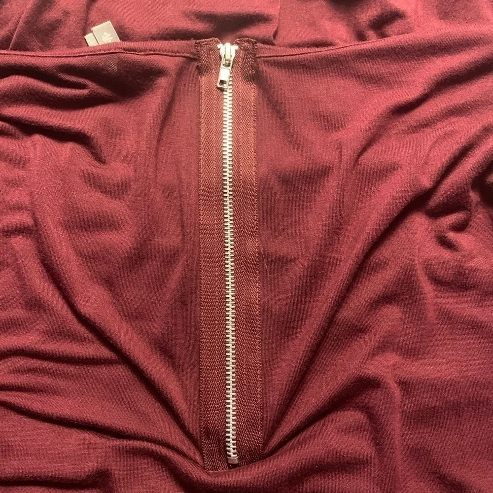 ✅HOST Pick✅ Vanity Body-Con Dress, Size Small - Picture 8 of 8